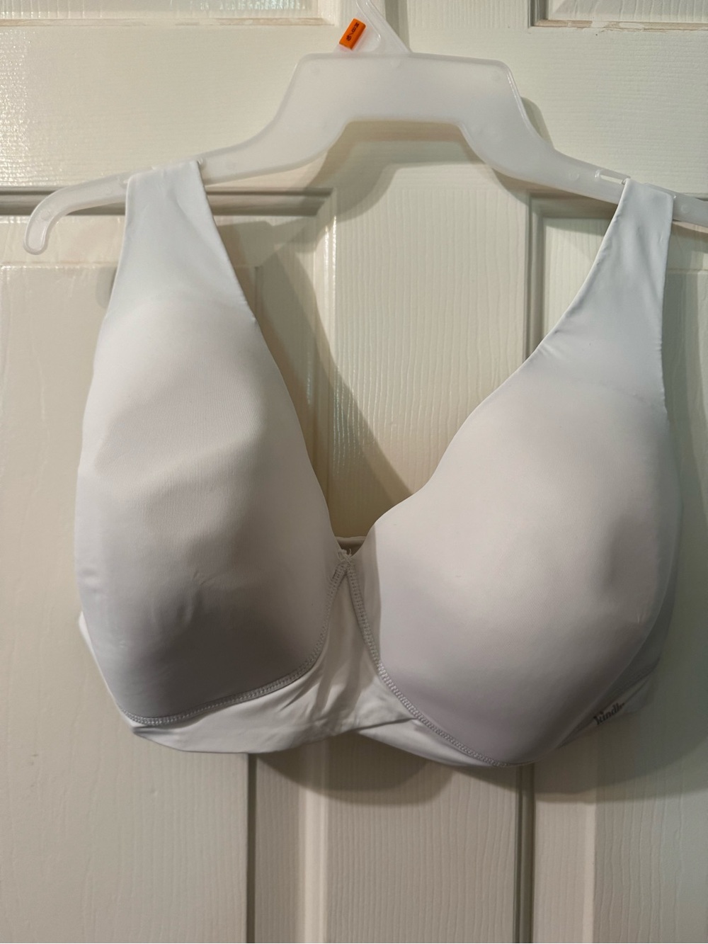 Seamless White Wireless Molded Cup Bra MUST BUNDLE